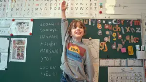 Backdrop to the movie "Qu