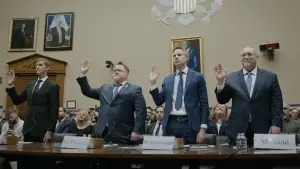 Backdrop to the movie "The Age of Disclosure" #581543