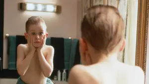 Backdrop to the movie "Home Alone" #216127