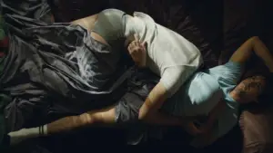 Backdrop to the movie "Holding the Man" #755325