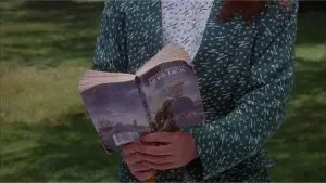 Backdrop to the movie "Heathers" #854828