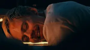 Backdrop to the movie "Locked" #586752