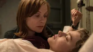 Backdrop to the movie "Greta" #615308