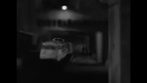 Backdrop to the movie "Bulk" #799398