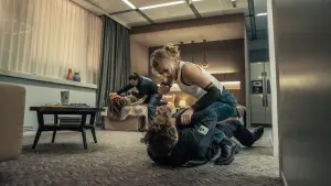 Backdrop to the movie "Exterritorial" #597735