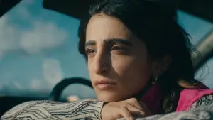 Backdrop to the movie "Beachcomber" #771136