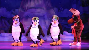 Backdrop to the movie "Mooseltoe" #767944