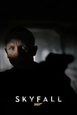 Poster to the movie "Skyfall" #588018
