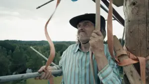 Backdrop to the movie "Torn" #694322