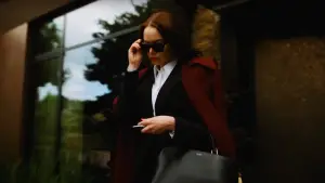 Backdrop to the movie "Bugonia" #511592