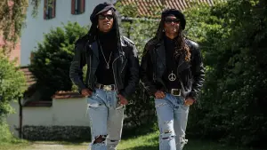 Backdrop to the movie "Girl You Know It