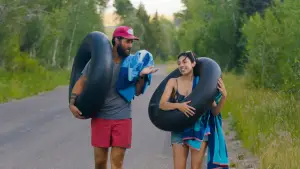 Backdrop to the movie "Peak Season" #707325