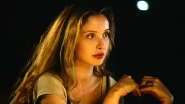 Backdrop to the movie "Before Sunrise" #615543
