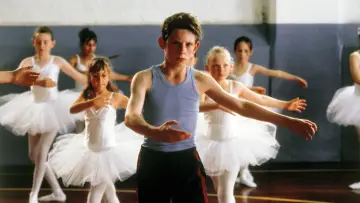 Backdrop to the movie "Billy Elliot" #1734473