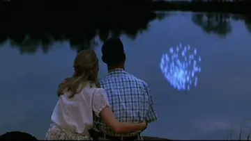 Backdrop to the movie "Forrest Gump" #528535