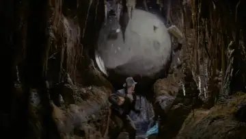 Backdrop to the movie "Raiders of the Lost Ark" #572945