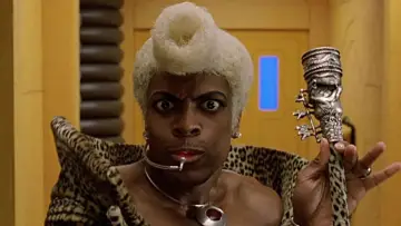 Backdrop to the movie "The Fifth Element" #563696