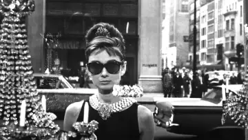 Backdrop to the movie "Breakfast at Tiffany