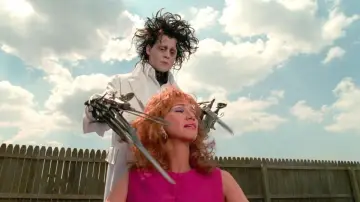 Backdrop to the movie "Edward Scissorhands" #619817