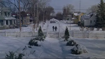 Backdrop to the movie "Groundhog Day" #570885