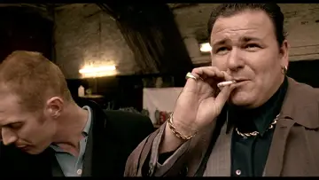 Backdrop to the movie "Lock, Stock and Two Smoking Barrels" #177697