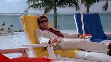 Backdrop to the movie "Scarface" #556263