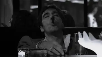 Backdrop to the movie "Scarface" #556319