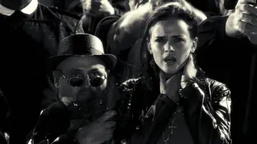 Backdrop to the movie "Sin City" #1216444
