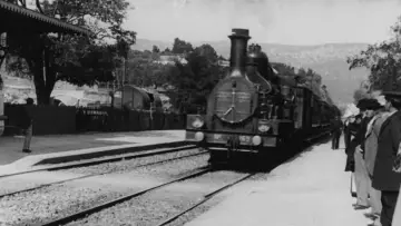 Backdrop to the movie "The Arrival of a Train at La Ciotat" #1832415