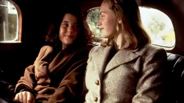 Backdrop to the movie "Heavenly Creatures" #248022