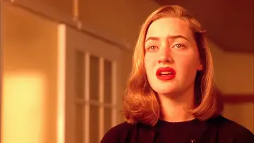 Backdrop to the movie "Heavenly Creatures" #882762
