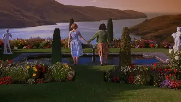 Backdrop to the movie "Heavenly Creatures" #882776