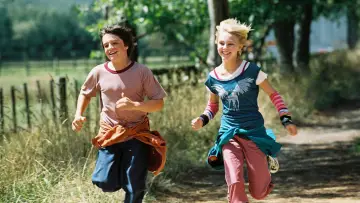 Backdrop to the movie "Bridge to Terabithia" #1798034