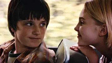 Backdrop to the movie "Bridge to Terabithia" #611574