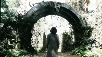 Backdrop to the movie "Pan