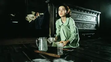 Backdrop to the movie "Pan