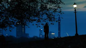 Backdrop to the movie "Imagine Me & You" #1647444