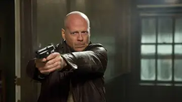 Backdrop to the movie "Live Free or Die Hard" #581678