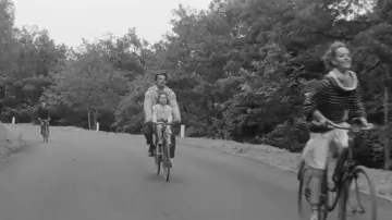 Backdrop to the movie "Jules and Jim" #985797