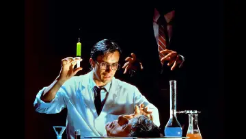 Backdrop to the movie "Re-Animator" #875495