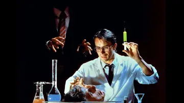 Backdrop to the movie "Re-Animator" #875499