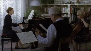 Backdrop to the movie "The Piano Teacher" #701121
