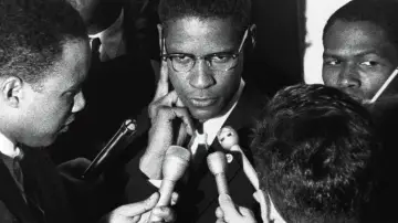 Backdrop to the movie "Malcolm X" #807070