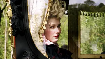 Backdrop to the movie "Marie Antoinette" #1799473