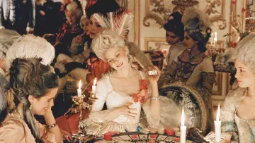 Backdrop to the movie "Marie Antoinette" #1827128