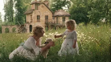 Backdrop to the movie "Marie Antoinette" #856177