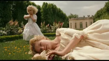 Backdrop to the movie "Marie Antoinette" #856181