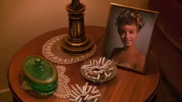 Backdrop to the movie "Twin Peaks: Fire Walk with Me" #643284