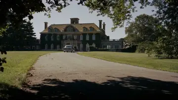 Backdrop to the movie "North by Northwest" #751530