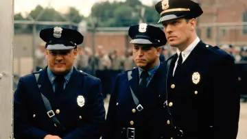 Backdrop to the movie "The Shawshank Redemption" #165540